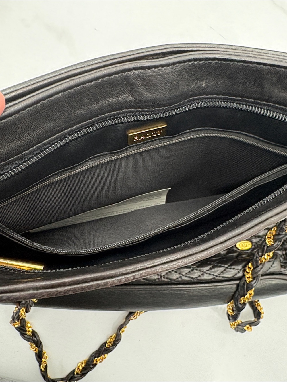 Vintage Bally Black Quilted Leather Shoulder Bag with Gold Chain Straps - Picture 7 of 8